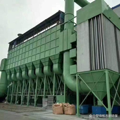 吊挂式布袋除尘器:工厂粉尘治理的智能解决方案
